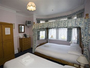 Avalon Guest Accommodation Great Yarmouth Exterior photo